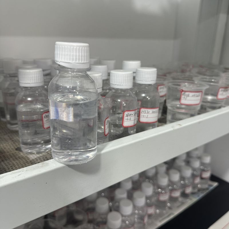 Résine de formaldéhyde de mélamine méthylée brillante à 90% avec une teneur en mélamine de 99% et un pH acide appliquée dans les finitions de bois